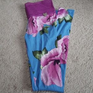 Cute booty lounge XS leggings, ruched leggings